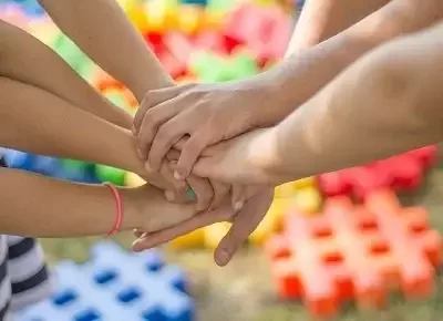 अनजान रिश्ते अनजान रिश्ते